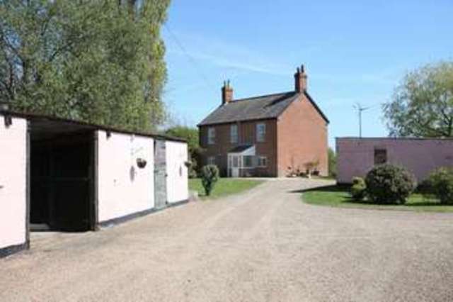  Image of 4 bedroom Detached house for sale in The Common Shelton Norwich NR15 at The Common Shelton Norwich, NR15 2SH