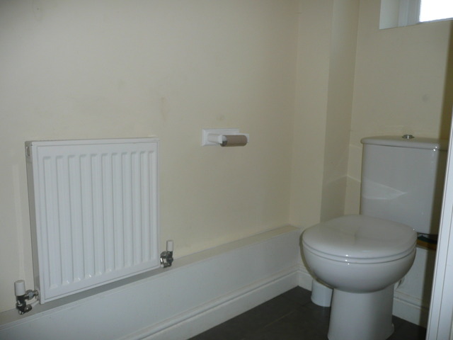  Image of 3 bedroom Semi-Detached house to rent in Forthill Place Shenley Church End Milton Keynes MK5 at Shenley Church End  Shenley Church End, MK5 6FS