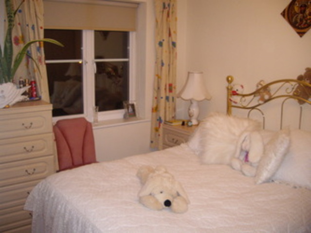  Image of 2 bedroom Flat to rent in Sherman Gardens Chadwell Heath Romford RM6 at Sherman Garden  Chadwell Heath, RM6 4AX