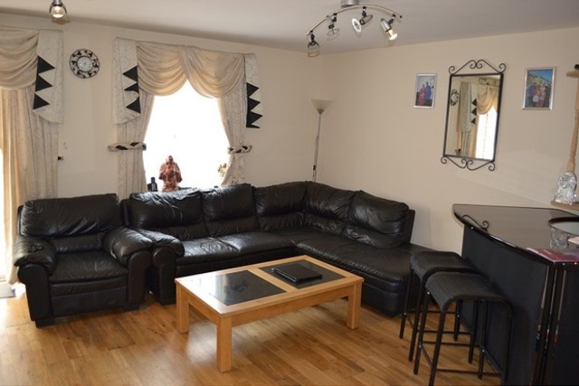  Image of 3 bedroom End of Terrace to rent in Sherman Gardens Chadwell Heath Romford RM6 at Sherman Gardens  Chadwell Heath, RM6 4AX