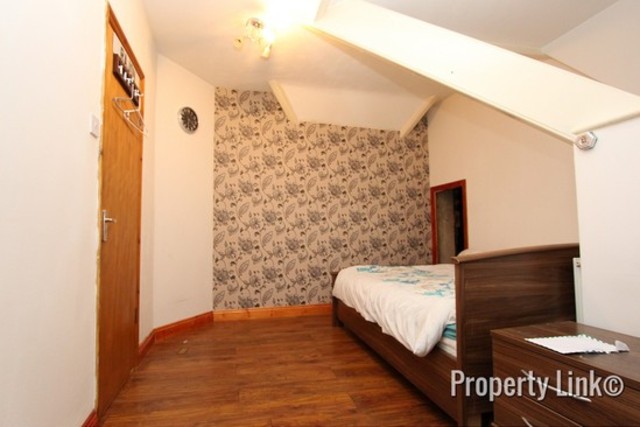  Image of 5 bedroom Apartment for sale in Arnold Circus London E2 at Shiplake House, Calvert Avenue  Haggerston, E2 7JR