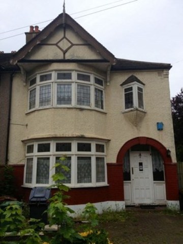  Image of 3 bedroom End of Terrace to rent in Shirley Gardens Barking IG11 at SHIRLEY GARDENS  ILFORD, IG11 9UZ