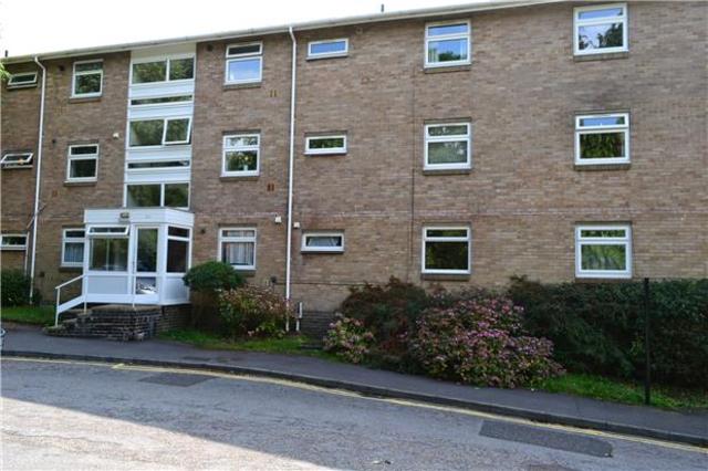  Image of 2 bedroom Flat to rent in Shrublands Court Sandrock Road Tunbridge Wells TN2 at Sandrock Road  Kent, TN2 3PS
