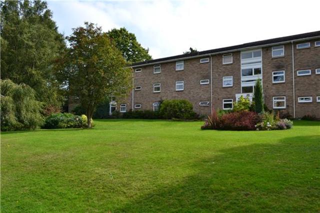  Image of 2 bedroom Flat to rent in Shrublands Court Sandrock Road Tunbridge Wells TN2 at Sandrock Road  Kent, TN2 3PS