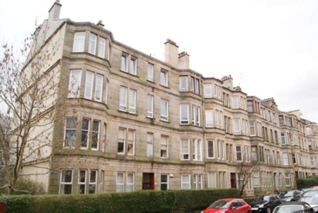 Image of 1 bedroom Flat to rent in Skirving Street Shawlands Glasgow G41 at Shawlands Glasgow Glasgow, G41 3AJ