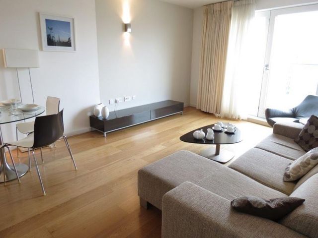  Image of 2 bedroom Apartment to rent in Goulden Street Manchester M4 at 49 Goulden Street  Manchester City, M4 5EL