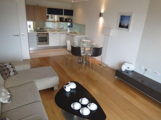  Image of 2 bedroom Apartment to rent in Goulden Street Manchester M4 at 49 Goulden Street  Manchester City, M4 5EL