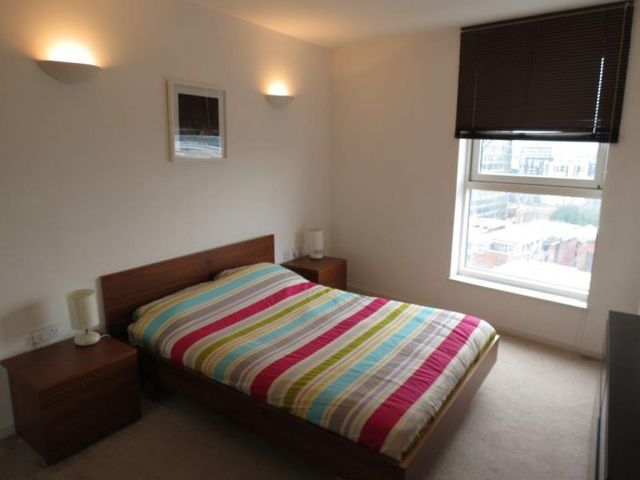  Image of 2 bedroom Apartment to rent in Goulden Street Manchester M4 at 49 Goulden Street  Manchester City, M4 5EL