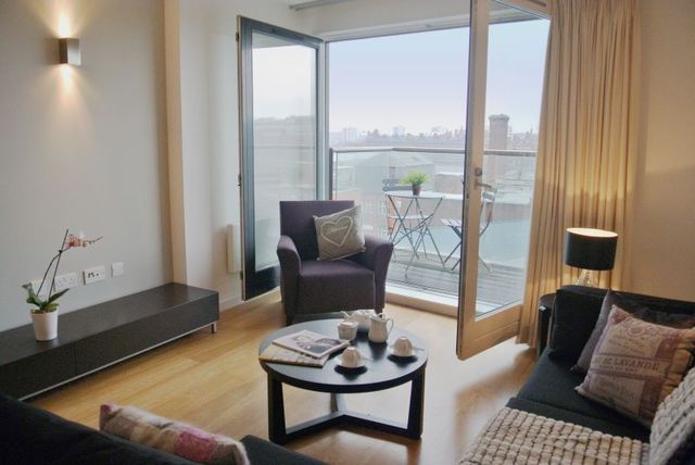  Image of 1 bedroom Apartment to rent in Goulden Street Manchester M4 at 50 Goulden Street  Manchester City, M4 5EL