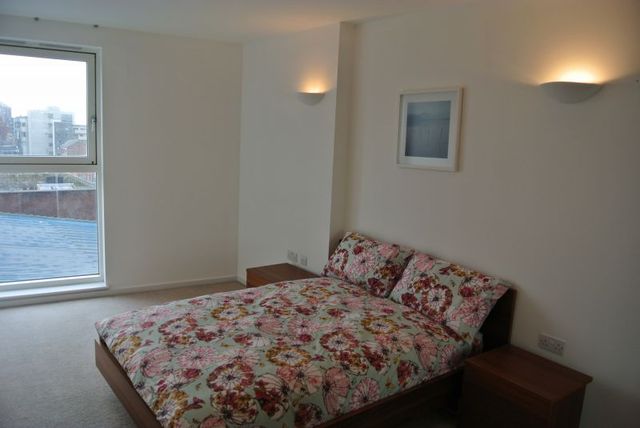  Image of 1 bedroom Apartment to rent in Goulden Street Manchester M4 at 50 Goulden Street  Manchester City, M4 5EL