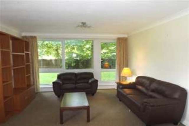  Image of 2 bedroom Flat to rent in Hermitage Walk London E18 at London, E18 2DE