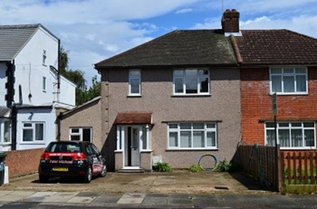  Image of House Share to rent in Sweet Briar Green London N9 at South Eastern Avenue  Edmonton, N9 9NJ