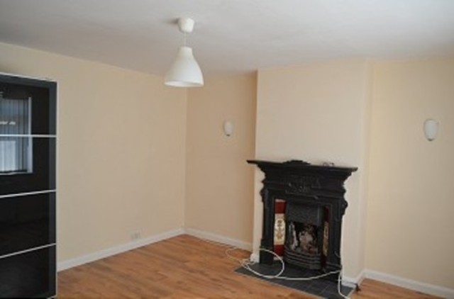  Image of House Share to rent in Sweet Briar Green London N9 at South Eastern Avenue  Edmonton, N9 9NJ