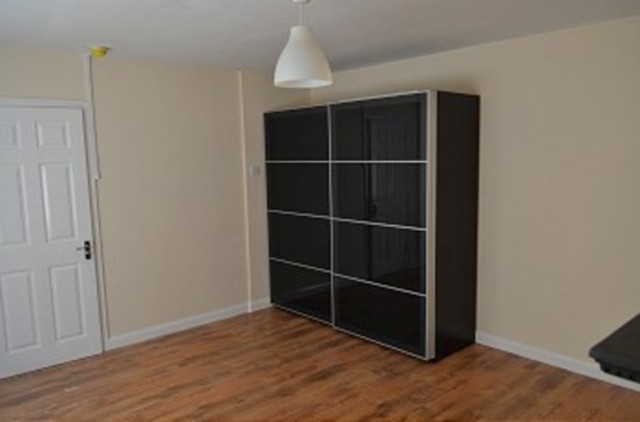 Image of House Share to rent in Sweet Briar Green London N9 at South Eastern Avenue  Edmonton, N9 9NJ
