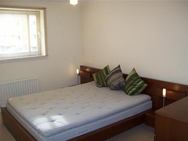  Image of 2 bedroom Flat to rent in South Victoria Dock Road Dundee DD1 at City Centre Dundee Dundee, DD1 3BQ
