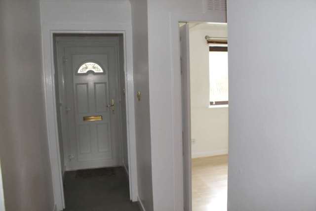  Image of 1 bedroom Flat for sale in South William Street Johnstone PA5 at South William Street  Johnstone, PA5 8PA