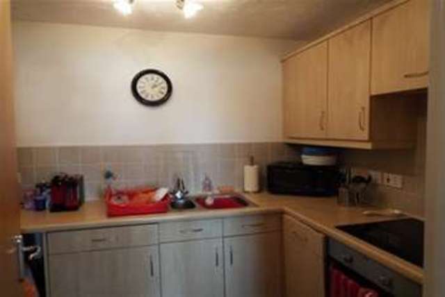  Image of 2 bedroom Flat to rent in Quayside Road Southampton SO18 at Southampton, SO18 1EQ