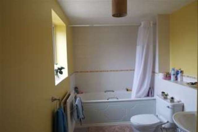  Image of 2 bedroom Flat to rent in Quayside Road Southampton SO18 at Southampton, SO18 1EQ