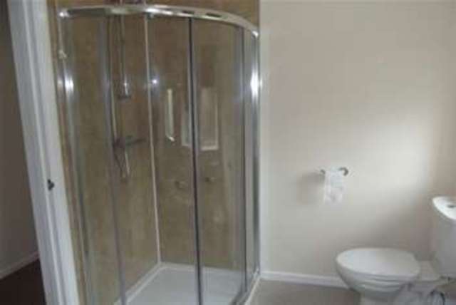  Image of 3 bedroom Flat to rent in Southcrest Road Redditch B98 at Redditch, B98 7JQ