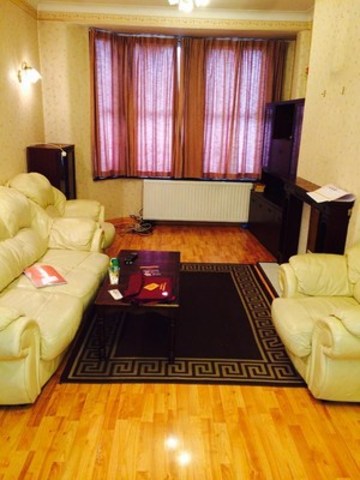  Image of 3 bedroom End of Terrace to rent in Southend Road London E6 at SOUTHEND ROAD  EAST HAM, E6 2AA