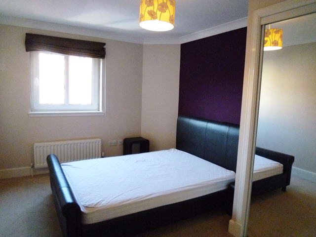  Image of 2 bedroom Flat to rent in St. Clair Road Edinburgh EH6 at Leith Edinburgh Edinburgh, EH6 8JY