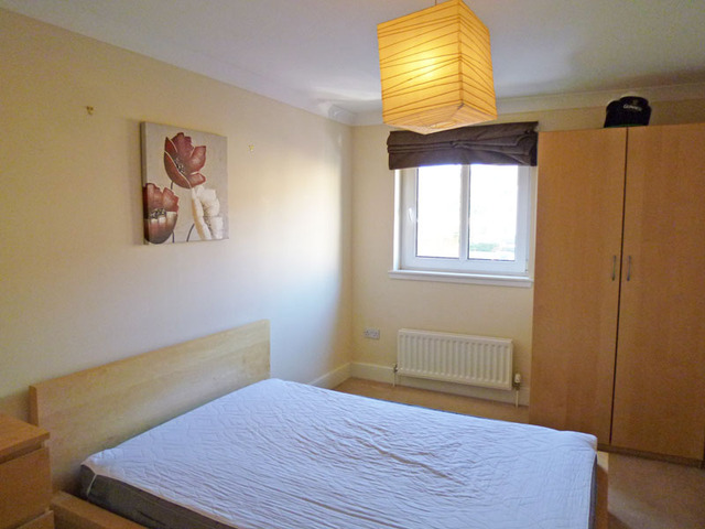  Image of 2 bedroom Flat to rent in St. Clair Road Edinburgh EH6 at Leith Edinburgh Edinburgh, EH6 8JY