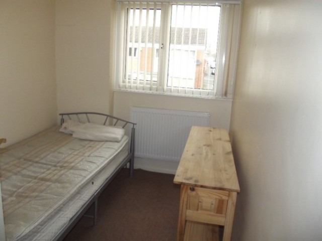  Image of 3 bedroom Semi-Detached house to rent in St. Cuthberts Close Fulwood Preston PR2 at St. Cuthberts Close Fulwood Preston, PR2 3EH