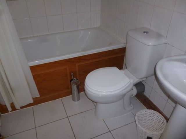  Image of Studio flat to rent in St. James