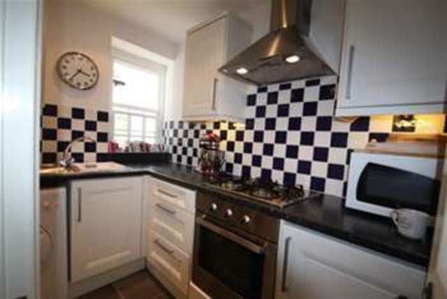  Image of 1 bedroom Flat to rent in St. Mary Street Chippenham SN15 at Chippenham, SN15 3JJ