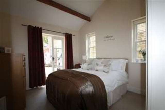 Image of 1 bedroom Flat to rent in St. Mary Street Chippenham SN15 at Chippenham, SN15 3JJ