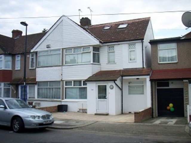  Image of 2 bedroom Flat to rent in St. Mary
