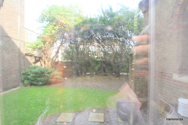  Image of Apartment to rent in St. Leonards Road London E14 at St Michaels Court  London, E14 6PS