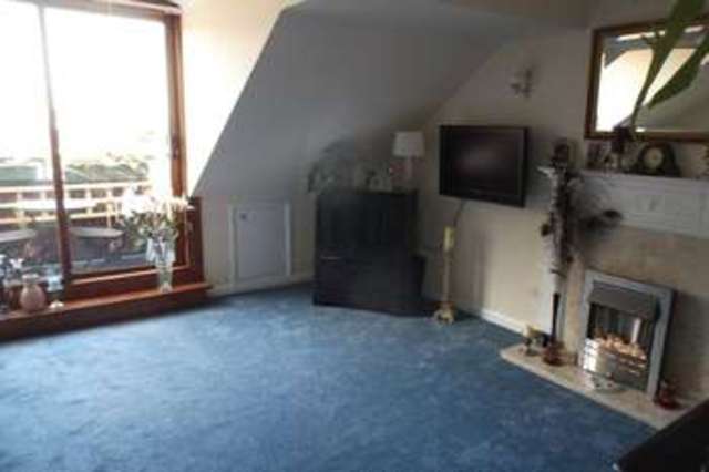  Image of 2 bedroom Flat for sale in Stafford Road Wallington SM6 at 11 Stafford Road  Wallington, SM6 9BE