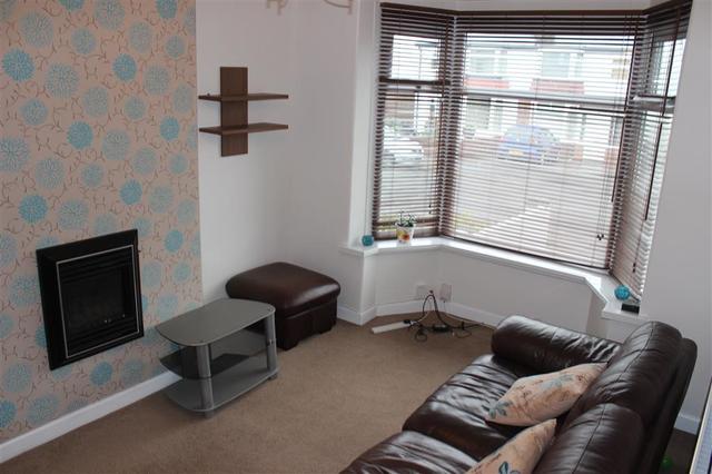  Image of 3 bedroom Detached house to rent in Stanley Avenue Quinton Birmingham B32 at Stanley Avenue  BIRMINGHAM, B32 2HA