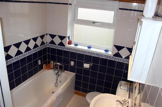  Image of 3 bedroom Detached house to rent in Stanley Avenue Quinton Birmingham B32 at Stanley Avenue  BIRMINGHAM, B32 2HA
