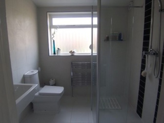  Image of 3 bedroom Detached house to rent in Stanley Road London E18 at Stanley Road  South Woodford, E18 2NS