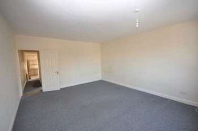  Image of 1 bedroom Flat to rent in Station Road North Totton Southampton SO40 at Station Road North Totton Southampton, SO40 3AB