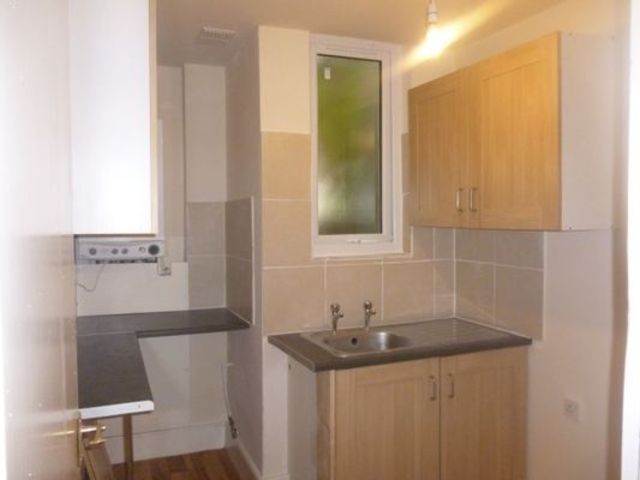  Image of 1 bedroom Terraced house to rent in Station Road London E17 at Station Road  Walthamstow, E17 8AA