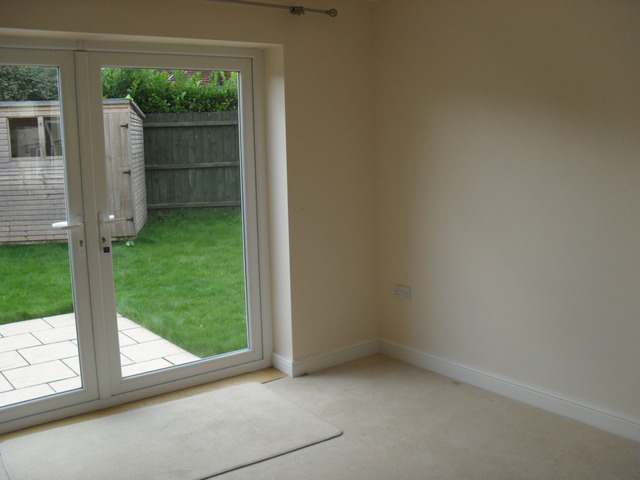  Image of 2 bedroom Semi-Detached house to rent in Stokes Avenue Poole BH15 at Poole  Longfleet, BH15 2EA