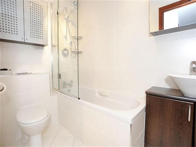  Image of 2 bedroom Flat to rent in Strawberry Bank Parade Aberdeen AB11 at City Centre Aberdeen Aberdeen, AB11 6UT