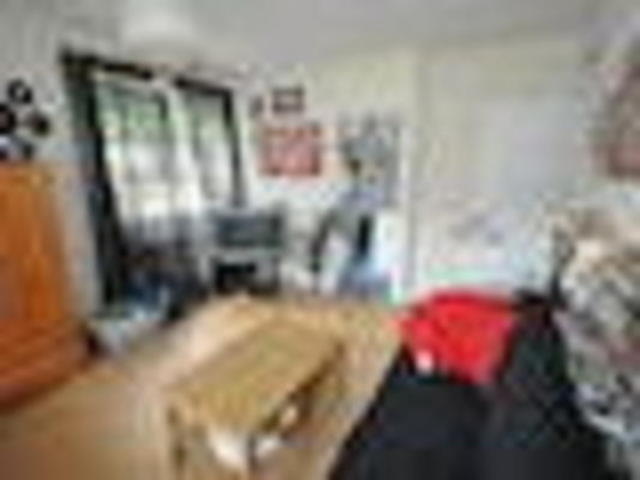  Image of 1 bedroom Ground Flat to rent in Buxton Street London E1 at Stuttle House Buxton Street London, E1 5EJ