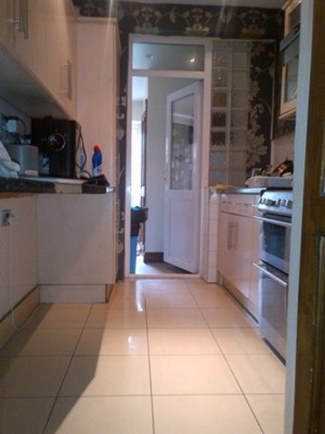  Image of 3 bedroom Terraced house to rent in High Road Seven Kings Ilford IG3 at SUFFOLK ROAD  SEVEN KINGS, IG3 8RF