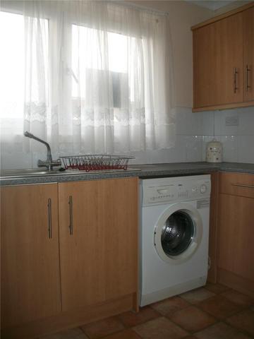  Image of 1 bedroom Flat to rent in Suna Path Shotts ML7 at Shotts North Lanarkshire North Lanarkshire, ML7 5HG