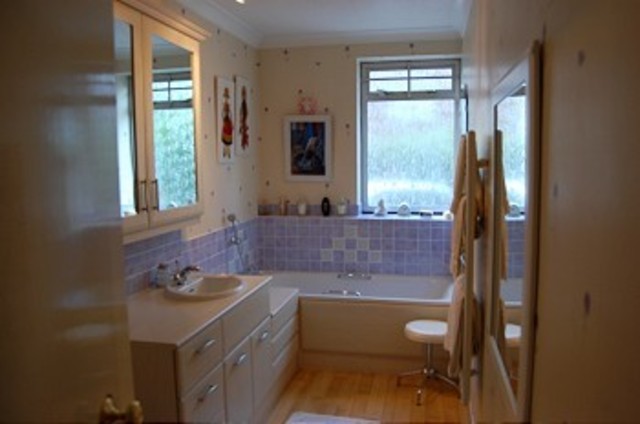 Image of 3 bedroom Ground Flat for sale in Sunningdale Lodge Stonegrove Canons Park Edgware HA8 at Sunninghdale Lodge Stonegrove Edgware, HA8 7SY