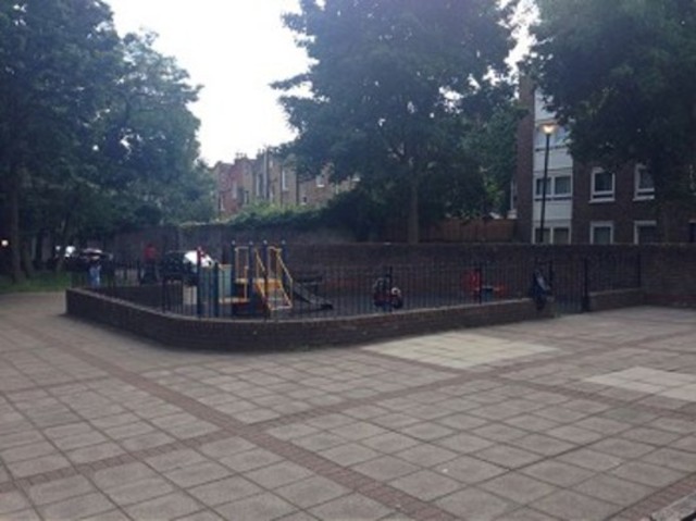  Image of 3 bedroom Flat to rent in Sussex Way London N7 at Sussex Way  Holloway, N7 6RX
