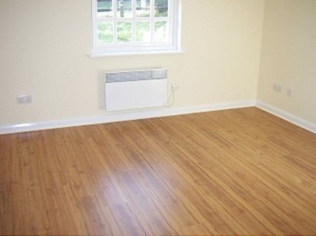  Image of 2 bedroom Flat to rent in Hanbury Drive London N21 at Sylvan House Hanbury Drive London, N21 1SZ