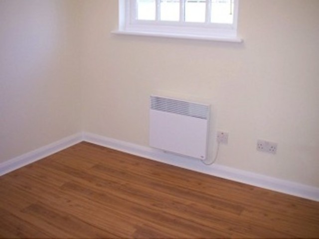  Image of 2 bedroom Flat to rent in Hanbury Drive London N21 at Sylvan House Hanbury Drive London, N21 1SZ