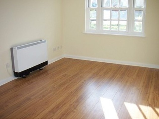  Image of 2 bedroom Flat to rent in Hanbury Drive London N21 at Sylvan House Hanbury Drive London, N21 1SZ