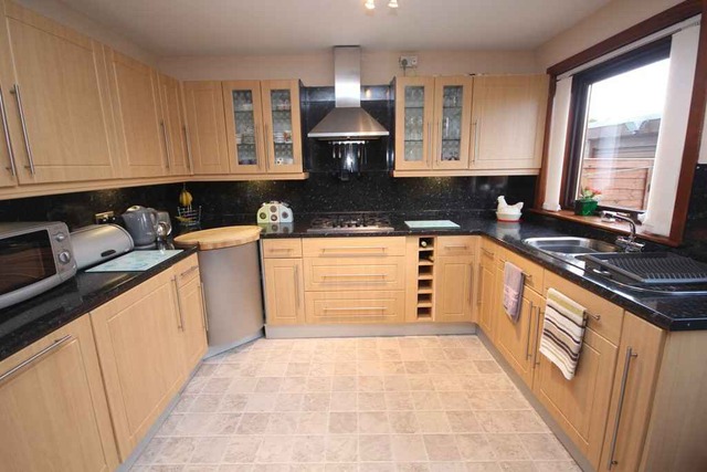  Image of 3 bedroom Semi-Detached house to rent in Talisman Rise Livingston EH54 at Dedridge West Lothian West Lothian, EH54 6PL