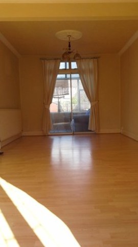  Image of 3 bedroom Terraced house to rent in Tavistock Gardens Ilford IG3 at TAVISTOCK GARDENS  SEVEN KINGS, IG3 9BD